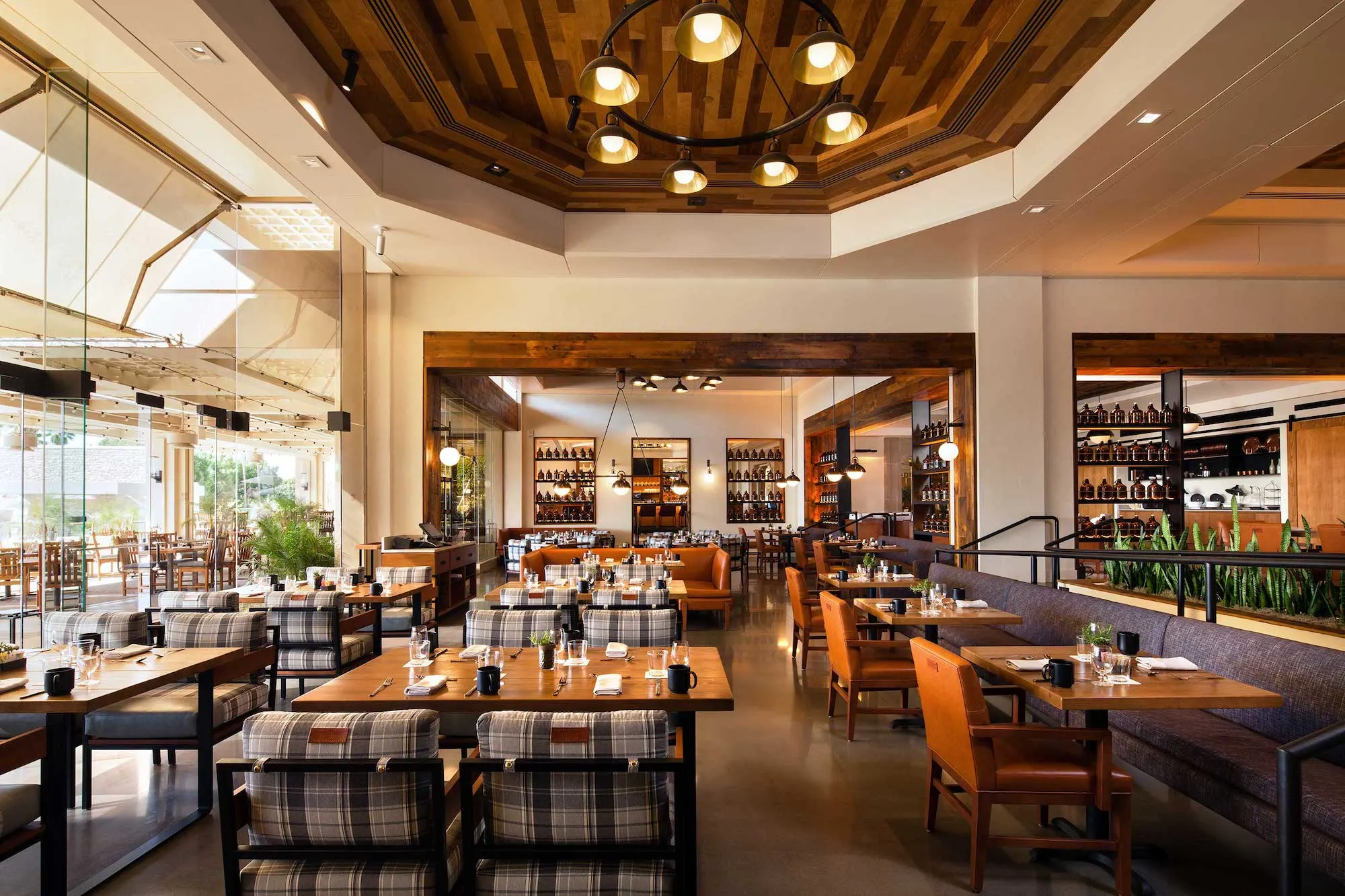 The Phoenician Dining